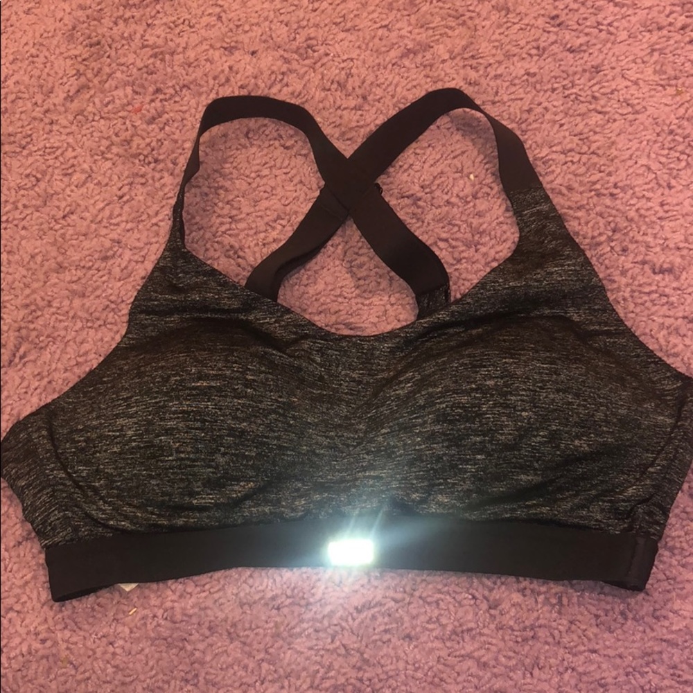 VS Sports Bra